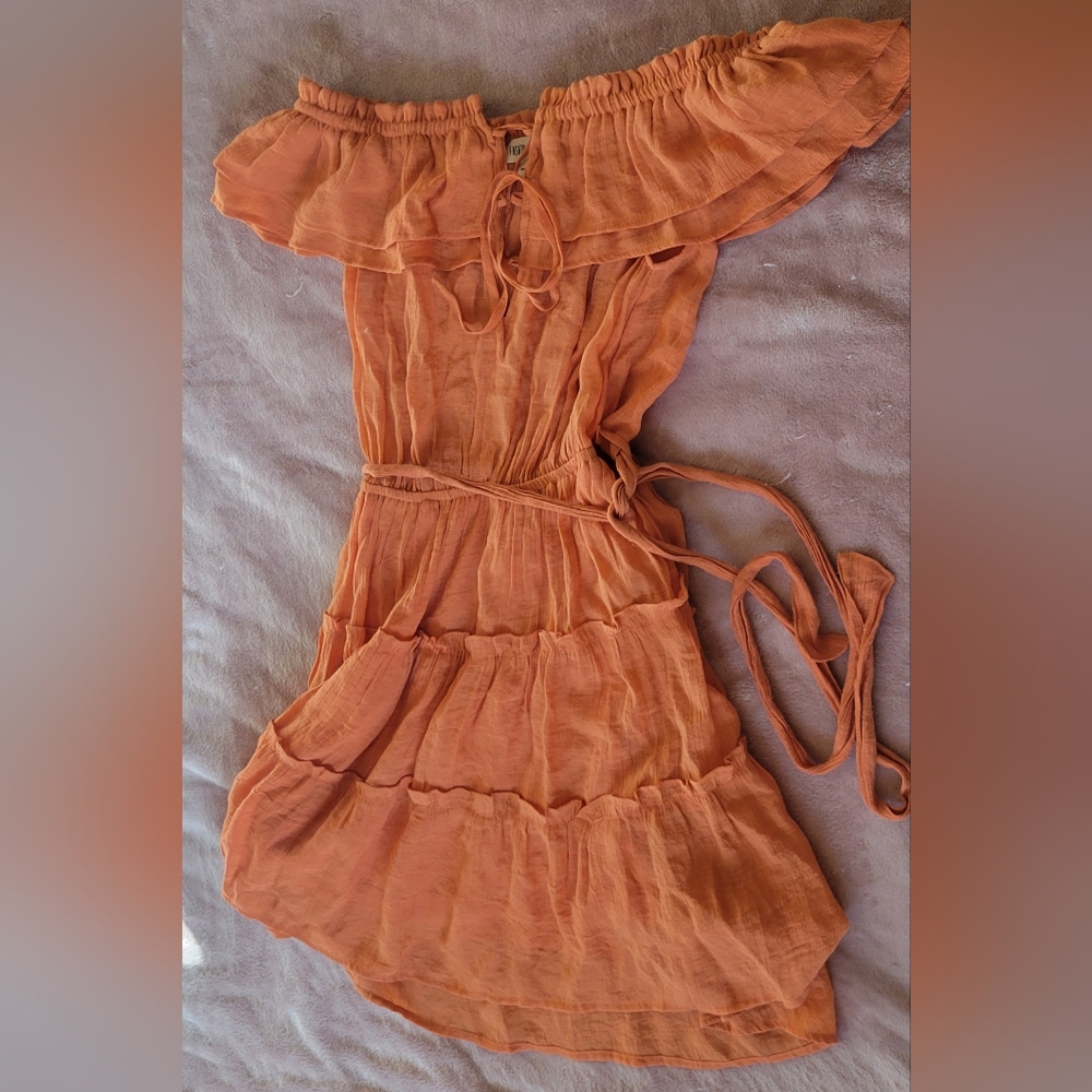 Elegant Strapless Ruffle Dress in Warm Orange